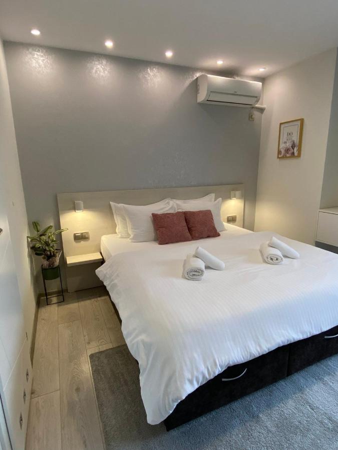 Guest Rooms Asenevtsi City Center ヴェリコ・タルノヴォ エクステリア 写真