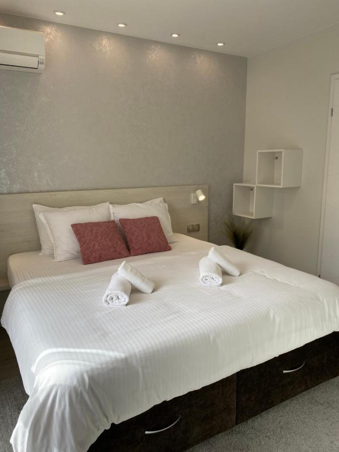 Guest Rooms Asenevtsi City Center ヴェリコ・タルノヴォ エクステリア 写真