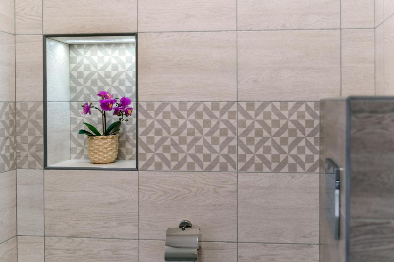 Guest Rooms Asenevtsi City Center ヴェリコ・タルノヴォ エクステリア 写真